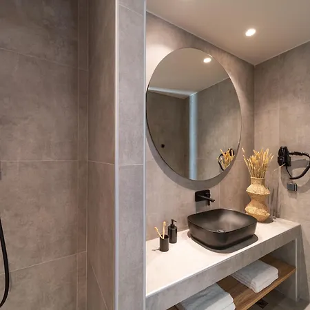 דירה Afesou יאליסוס